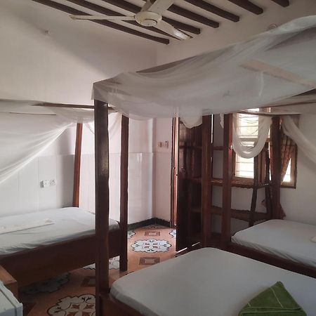 Ames Nungwi Bed & Breakfast ภายนอก รูปภาพ
