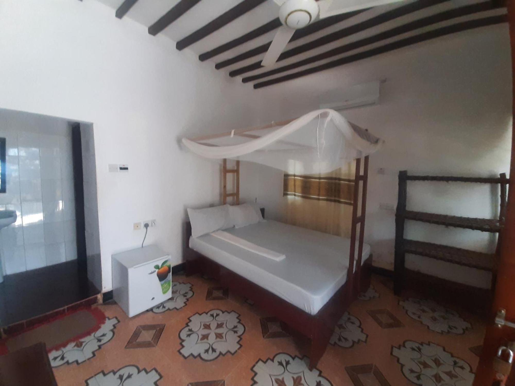 Ames Nungwi Bed & Breakfast ห้อง รูปภาพ
